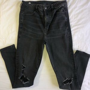 Hi-rise Black Skinny Jean